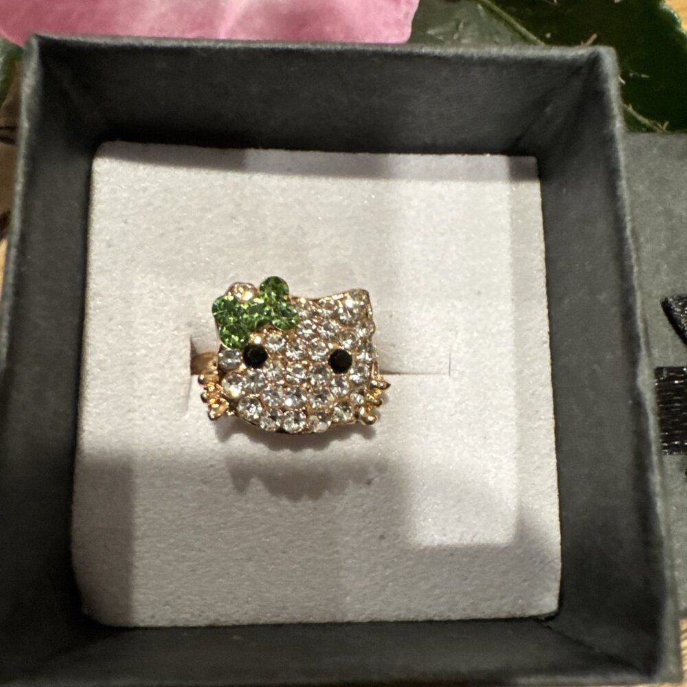 Adorable Hello Kitty Cat Kitten Silvertone Costume Adjustable Ring NEW w Box